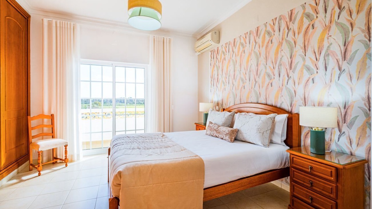 Photo of Bedroom in Salgados