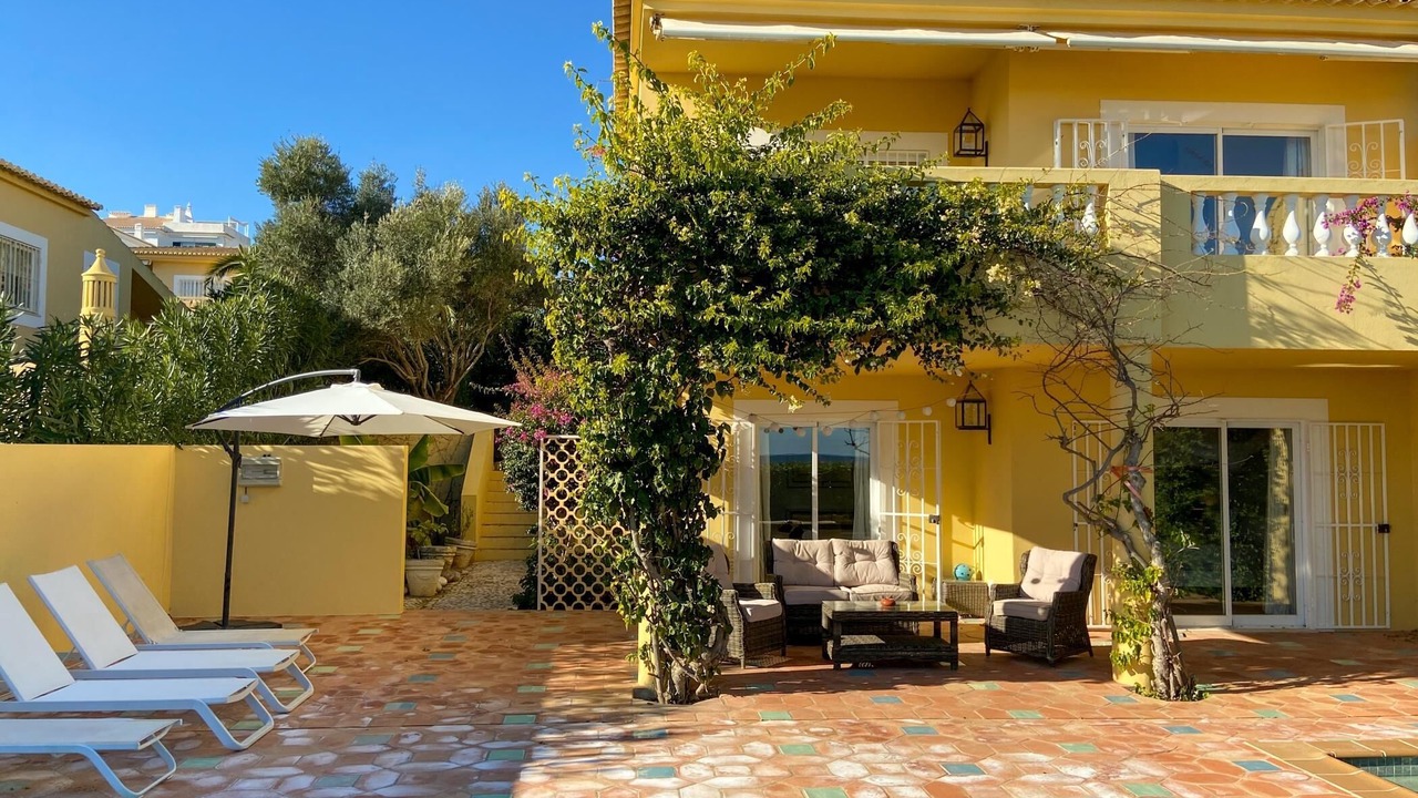 Photo of Patio Balcony in Meia Praia