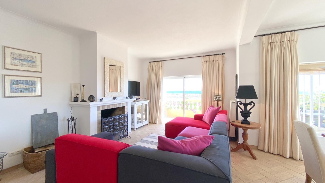 Photo of Livingroom in Meia Praia