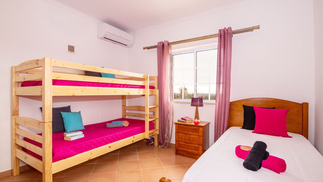 Photo of Bedroom in Monte Raposo