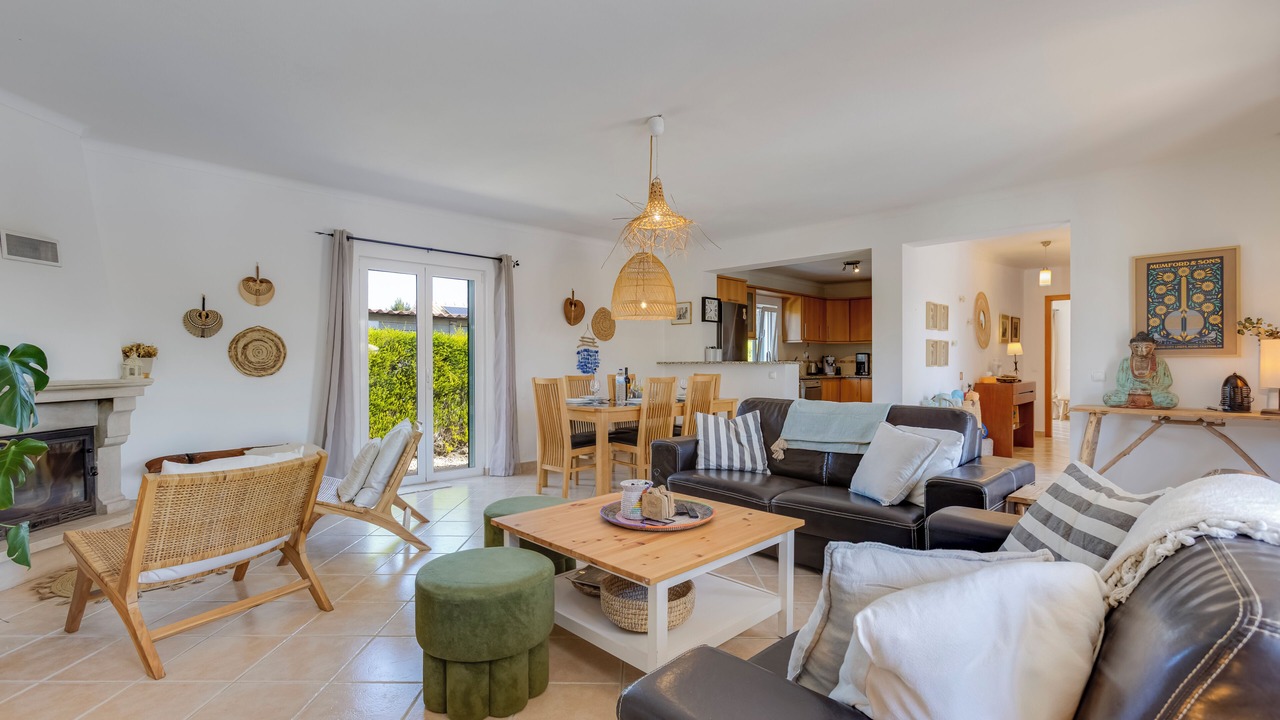 Photo of Livingroom in Aljezur