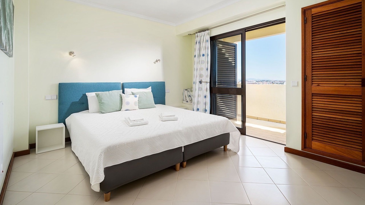 Photo of Bedroom in Correeira