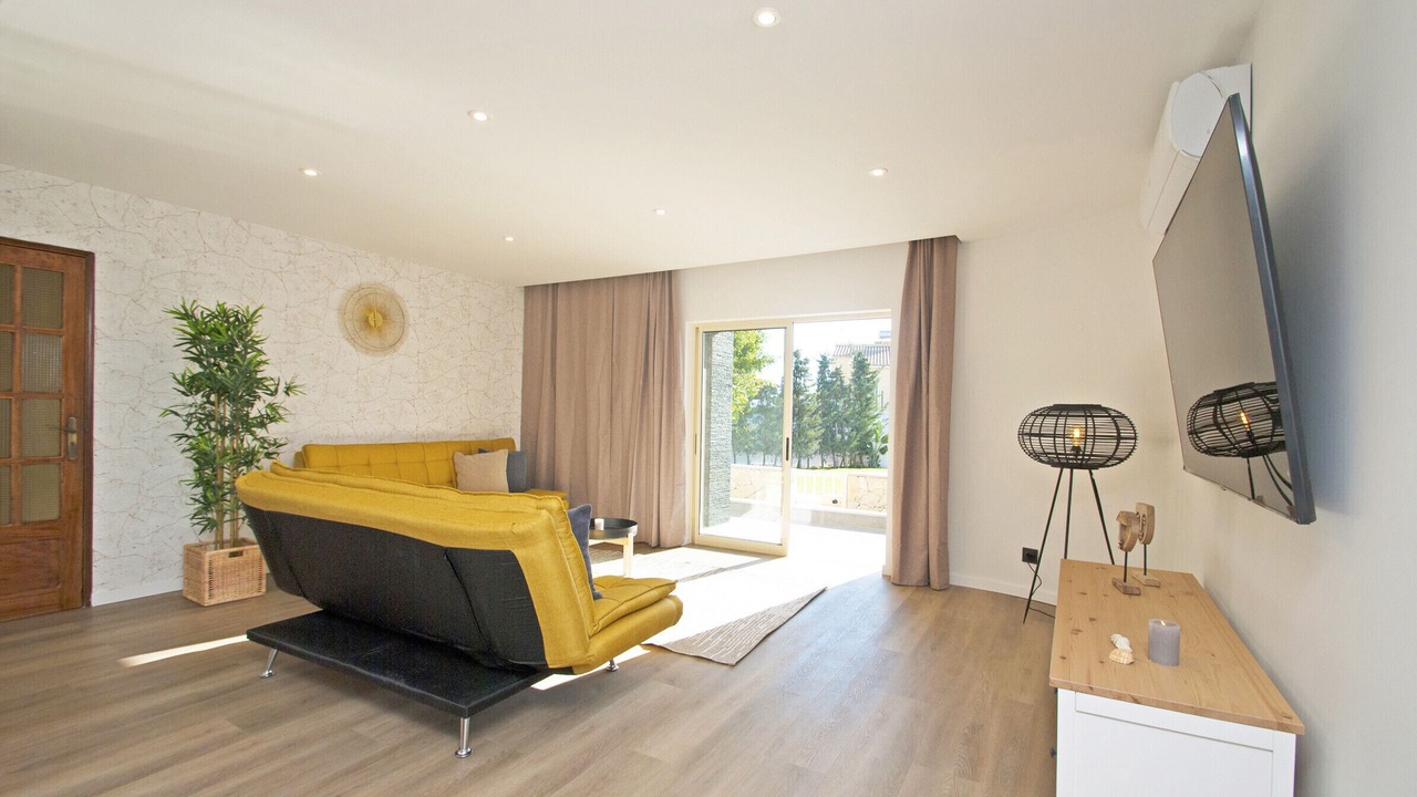 Photo of Livingroom in Branqueira