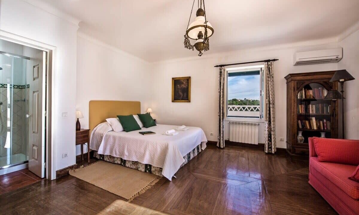 Photo of Bedroom in Ferragudo