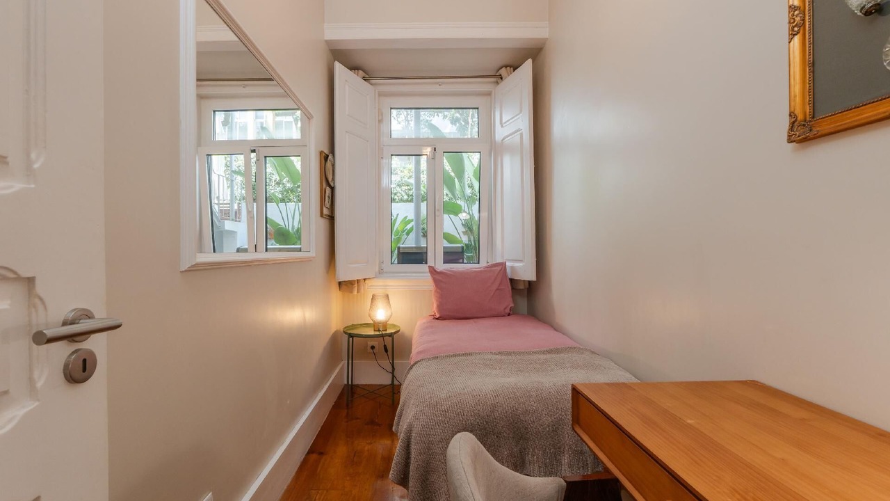 Photo of Bedroom in Lisbon Old Town