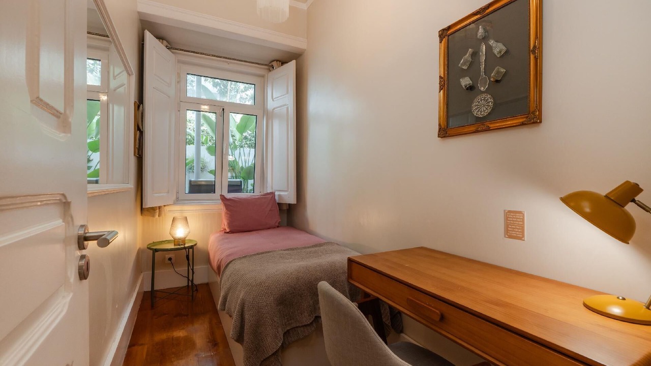 Photo of Bedroom in Lisbon Old Town