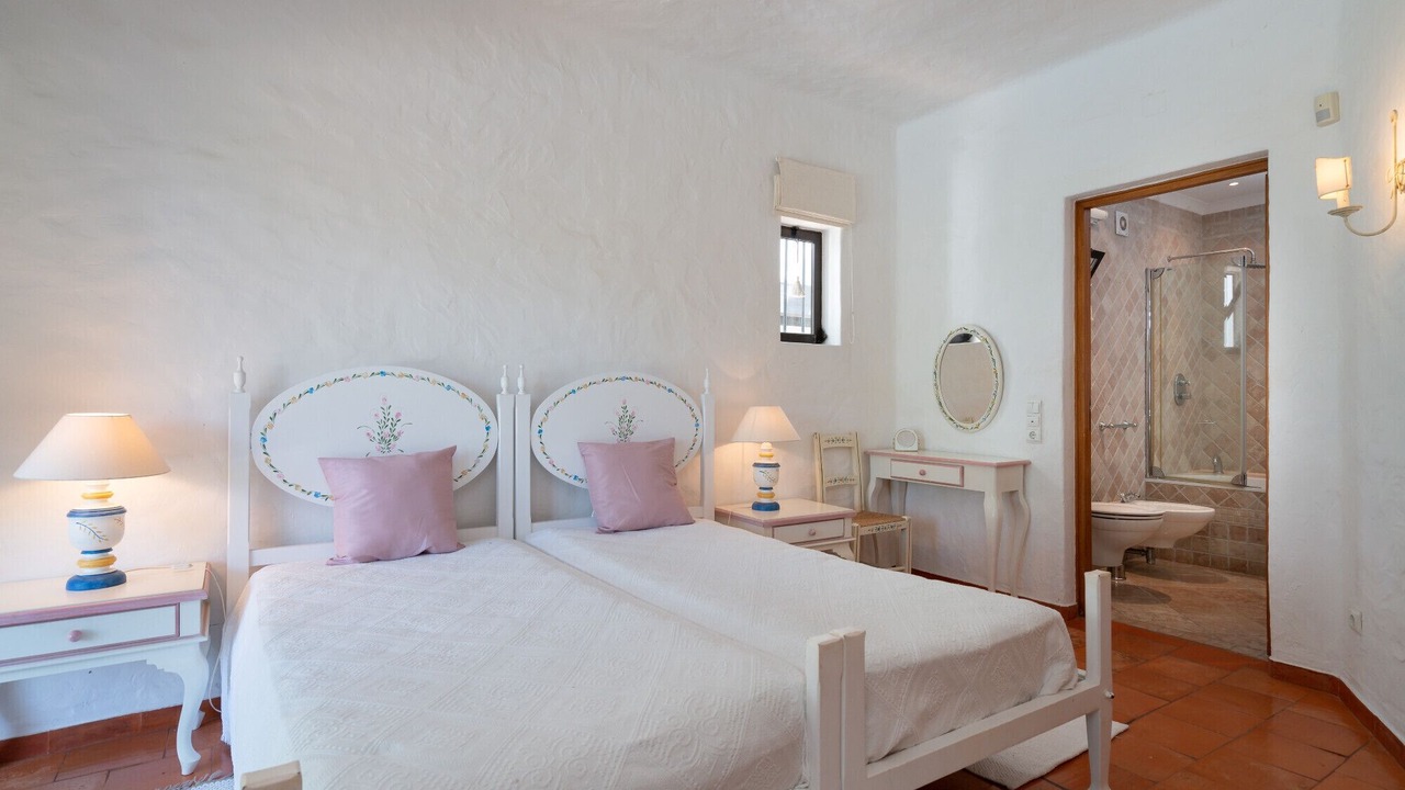 Photo of Bedroom in Quarteira