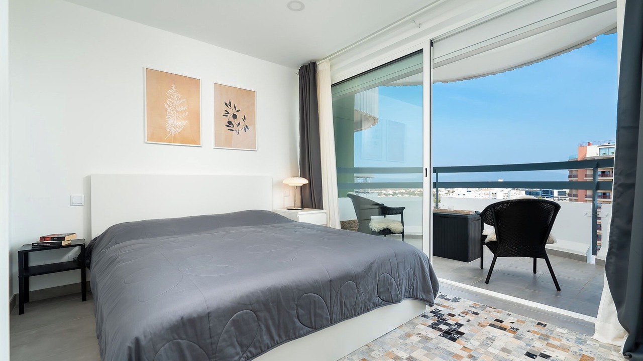 Photo of Bedroom in Praia da Rocha