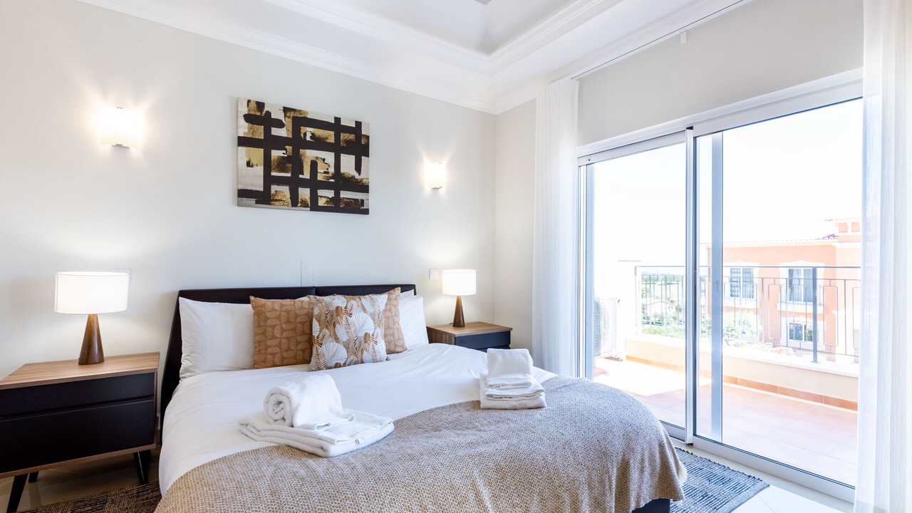Photo of Bedroom in Atalaia