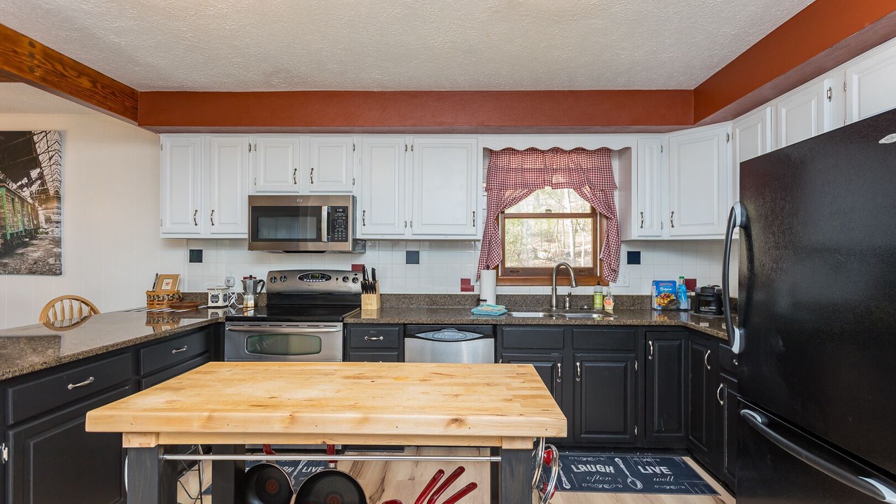 Photo of Kitchen in Massanutten