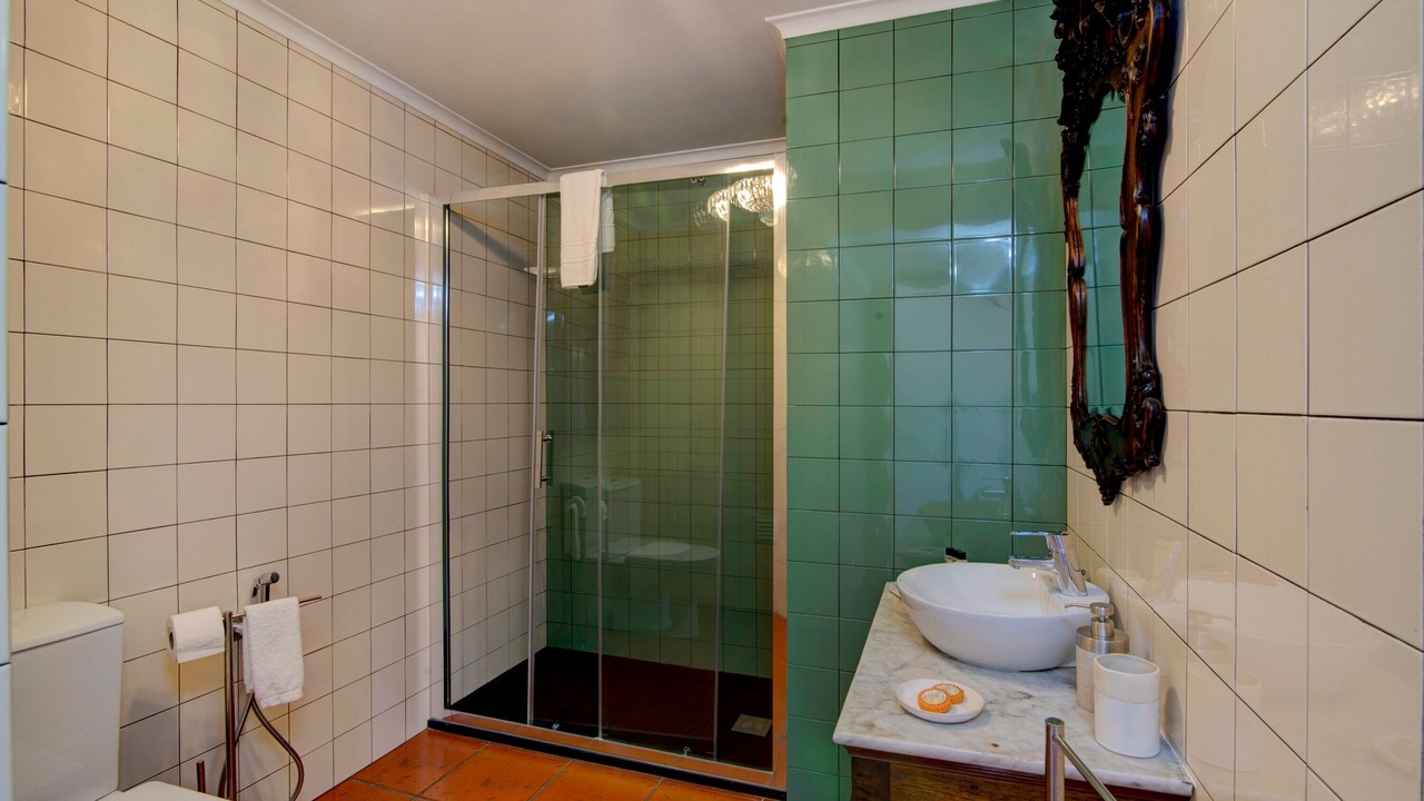 Photo of Bathroom in Moncarapacho e Fuseta