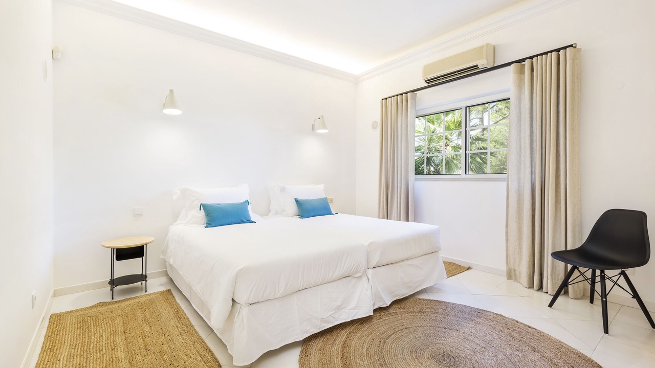 Photo of Bedroom in Vale do Lobo