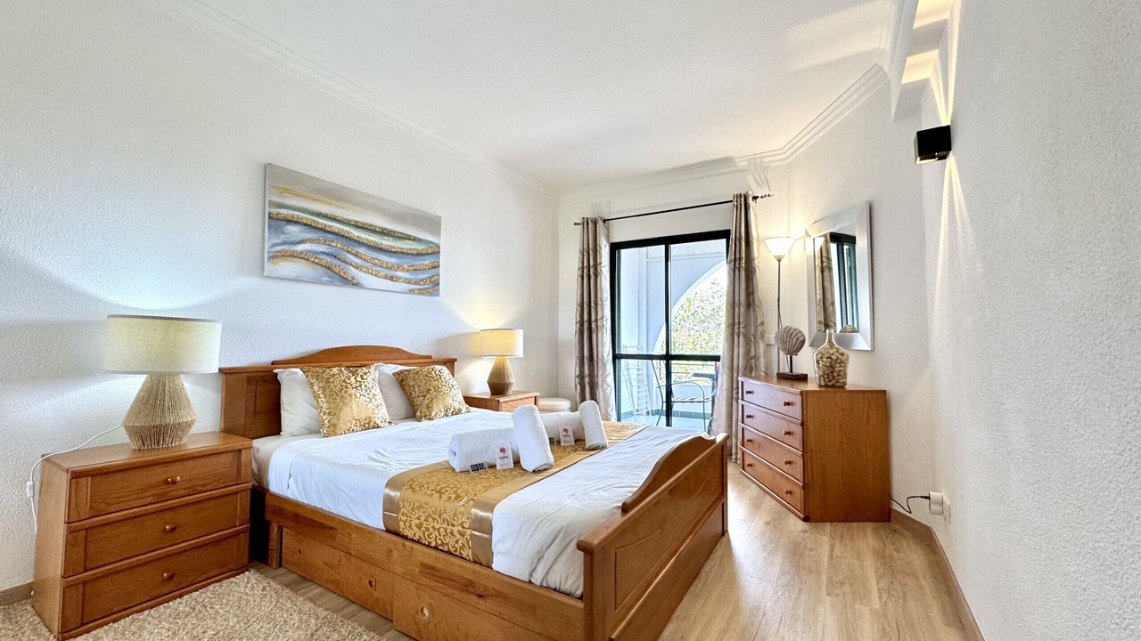 Photo of Bedroom in Salgados