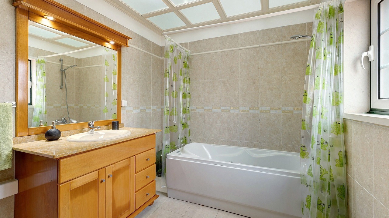Photo of Bathroom in Charneca de Caparica e Sobreda