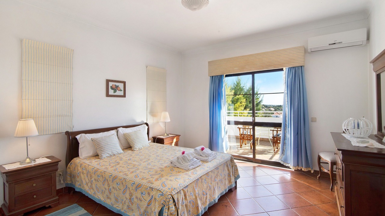 Photo of Bedroom in Loule