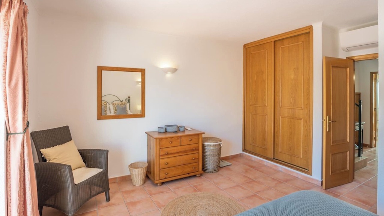 Photo of Bedroom in Ferragudo