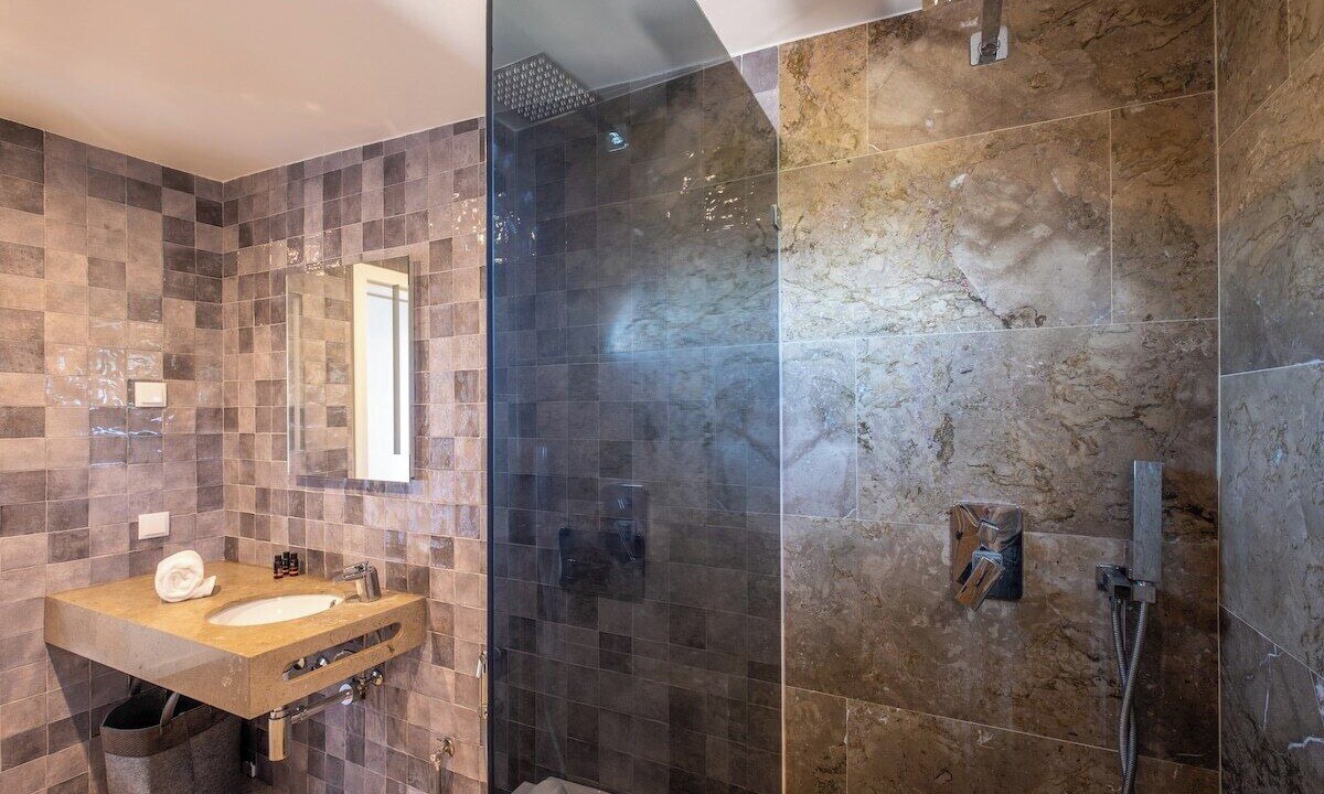 Photo of Bathroom in Porches
