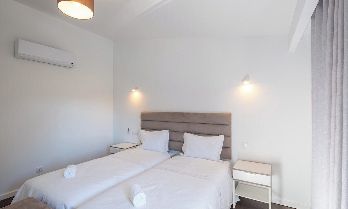 Photo of Bedroom in Porches
