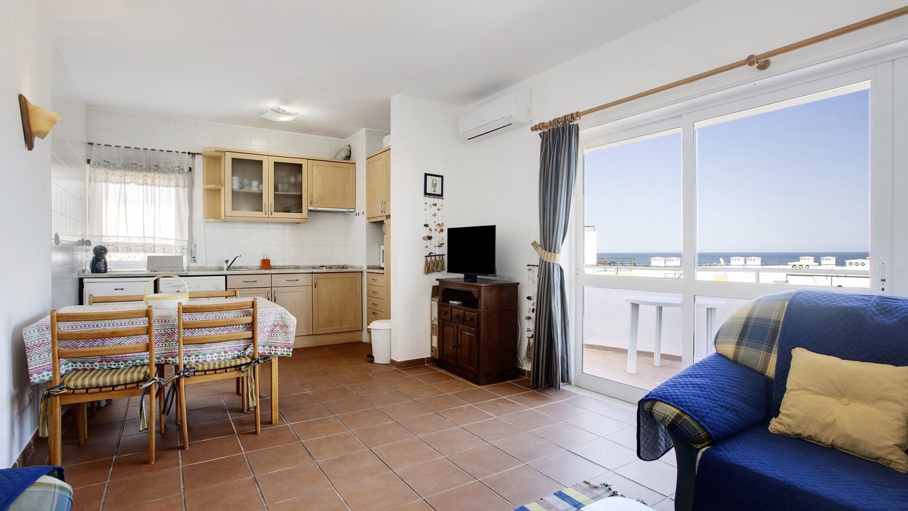 Photo of Livingroom in Meia Praia