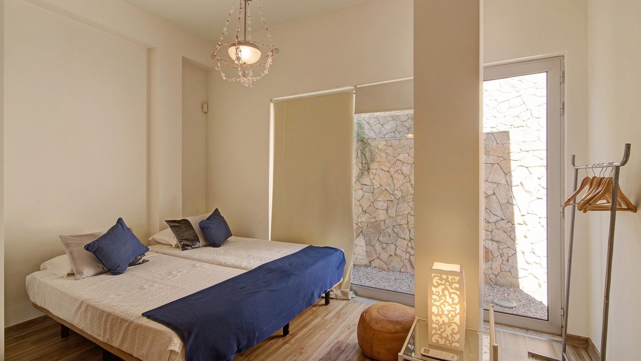 Photo of Bedroom in Correeira