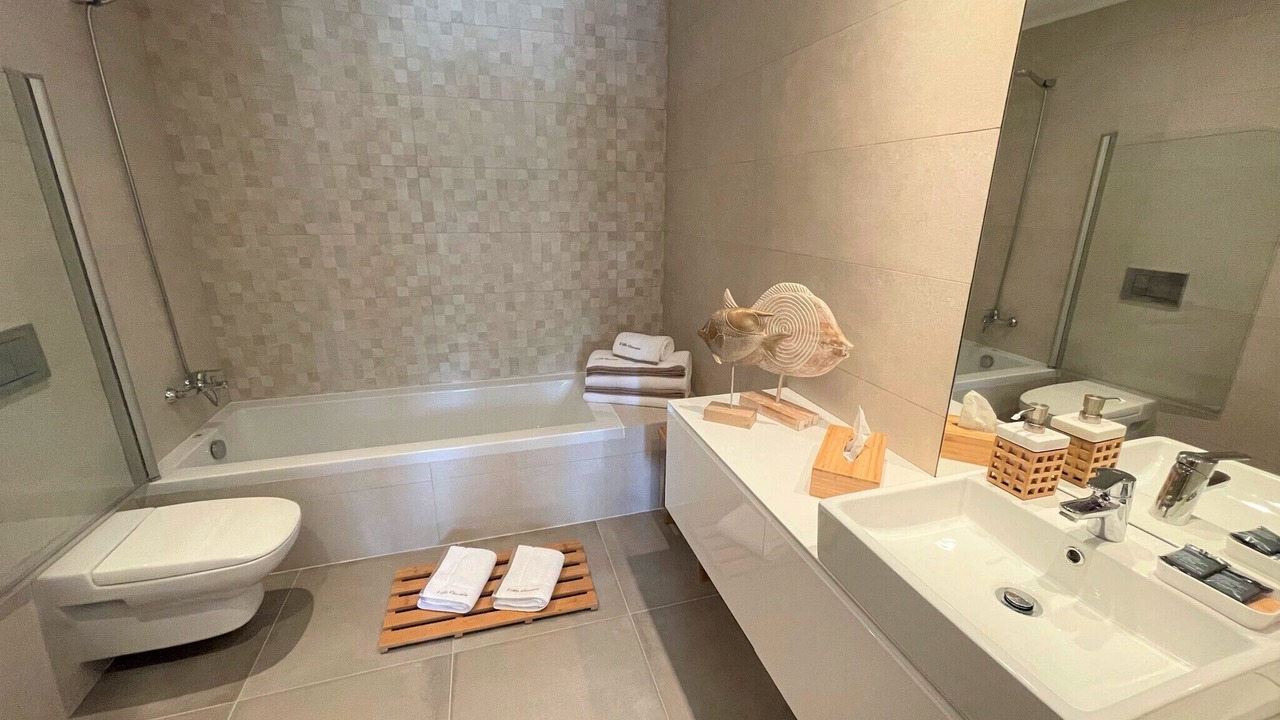 Photo of Bathroom in Branqueira