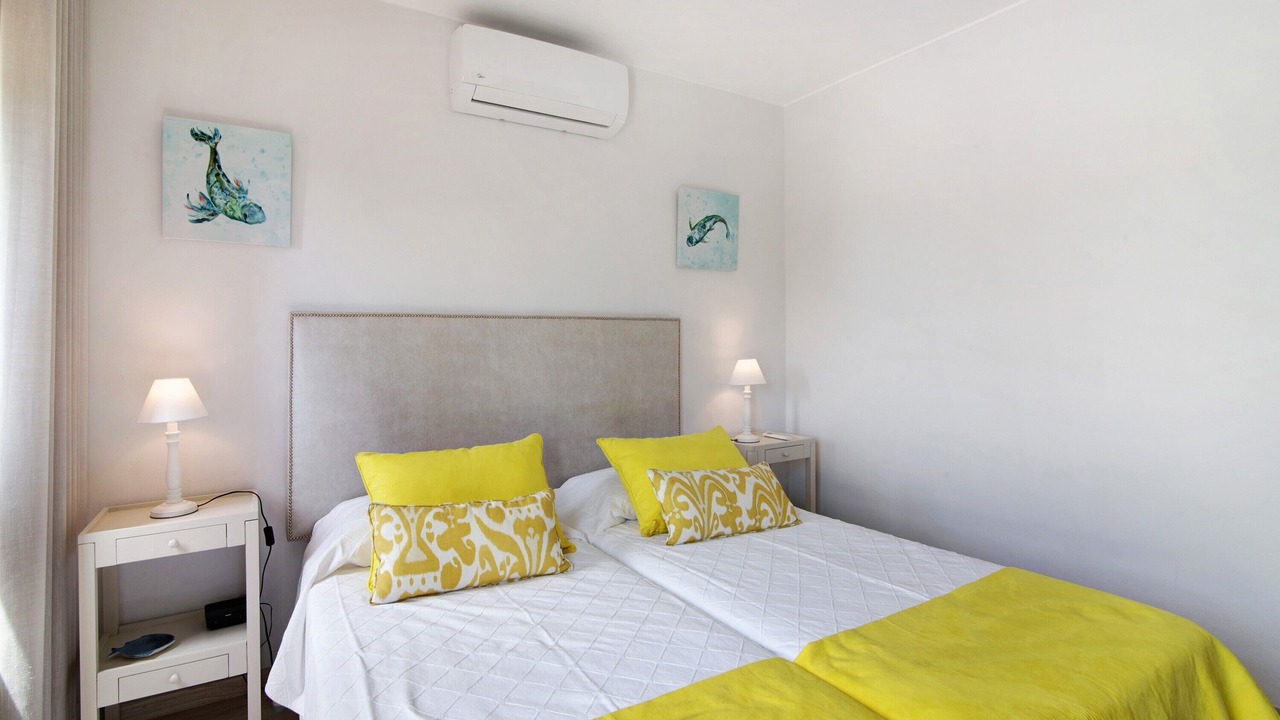 Photo of Bedroom in Vale do Lobo