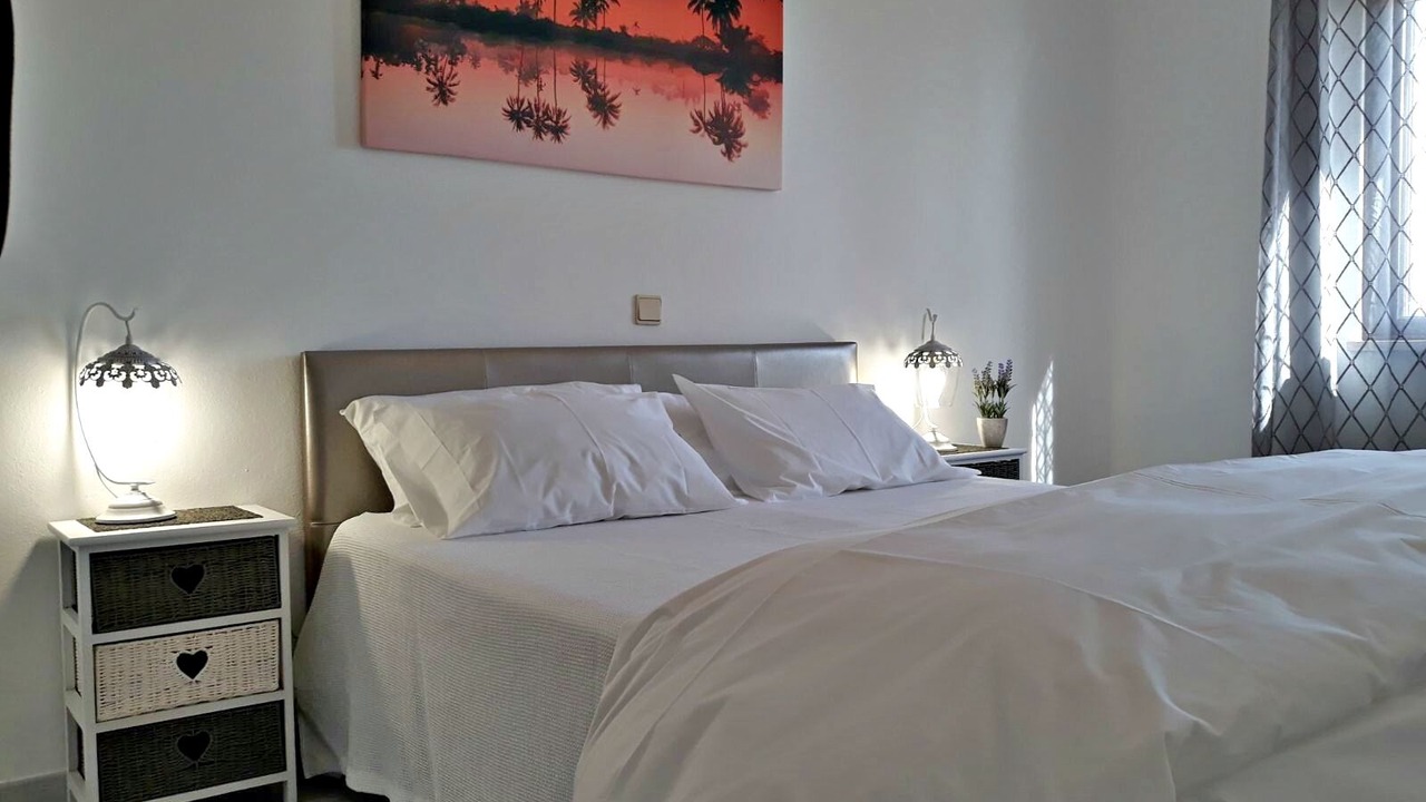Photo of Bedroom in Vale de Centianes