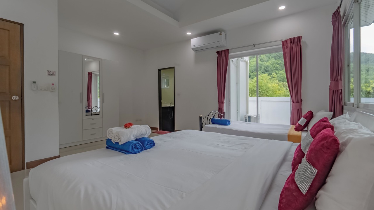 Photo of Bedroom in Chalong