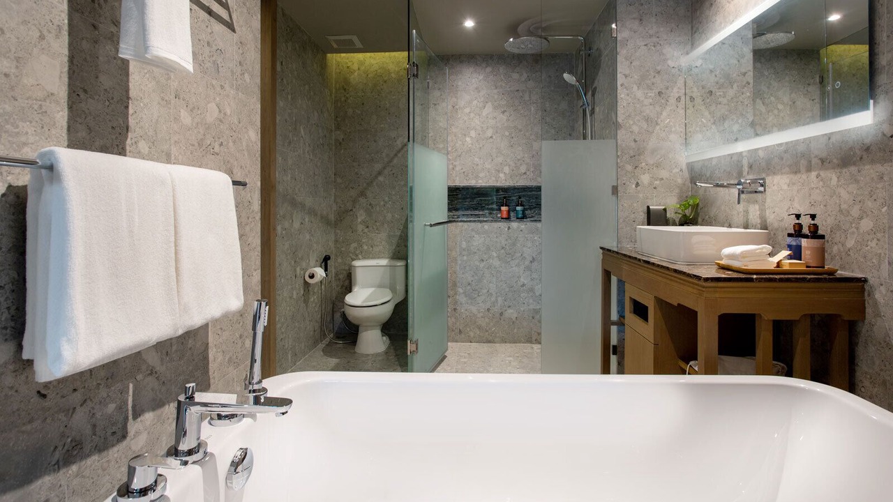 Photo of Bathroom in Khuekkhak