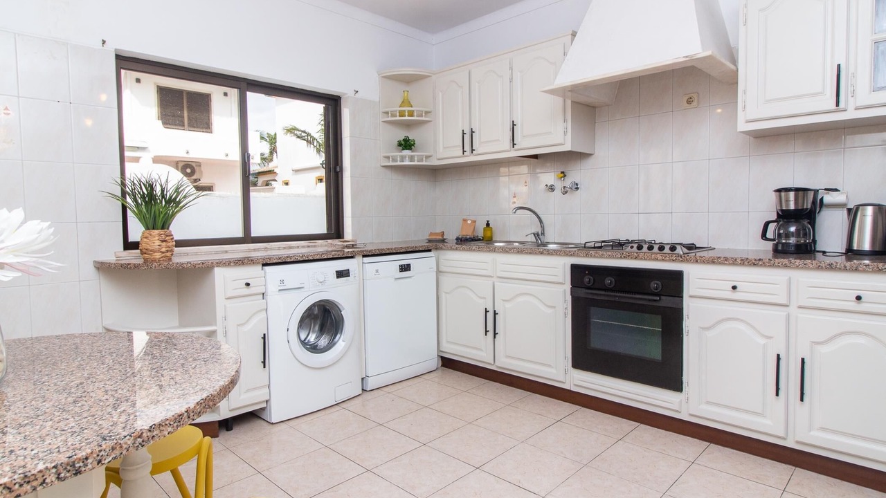 Photo of Kitchen in Gale