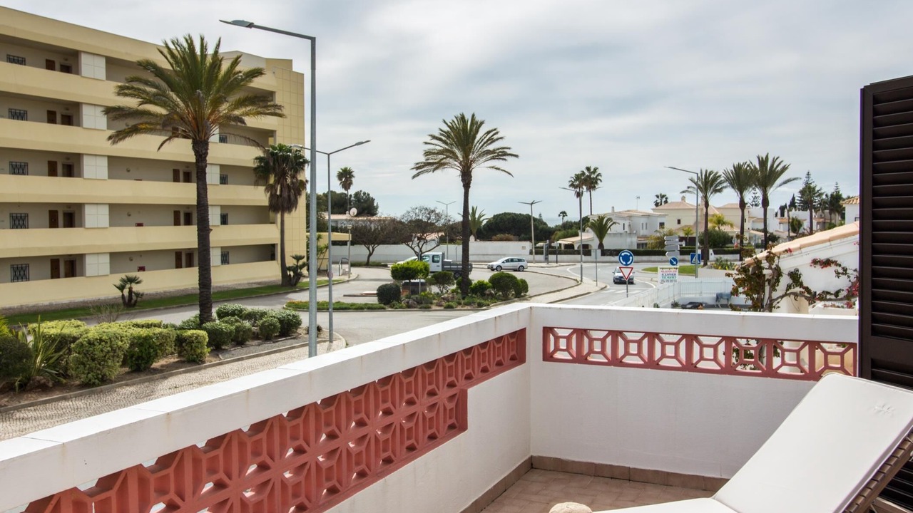 Photo of Outdoor in Gale