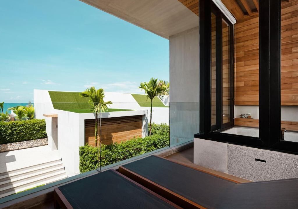 Photo of Patio Balcony in Khuk Khak Beach