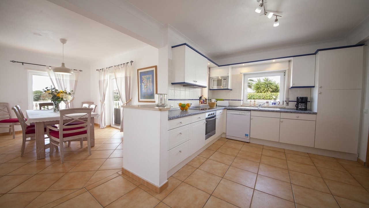 Photo of Kitchen in Alfarrobeira