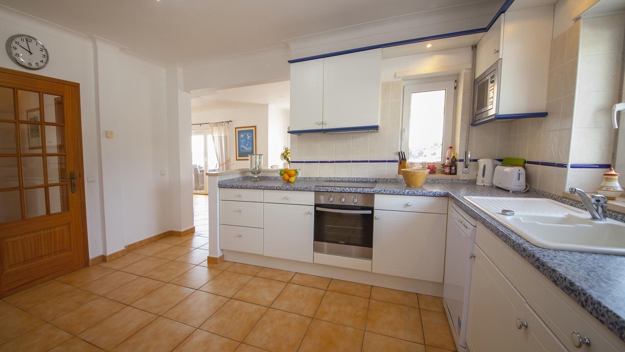 Photo of Kitchen in Alfarrobeira