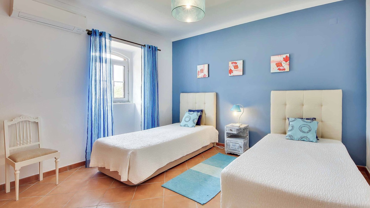 Photo of Bedroom in Patroves