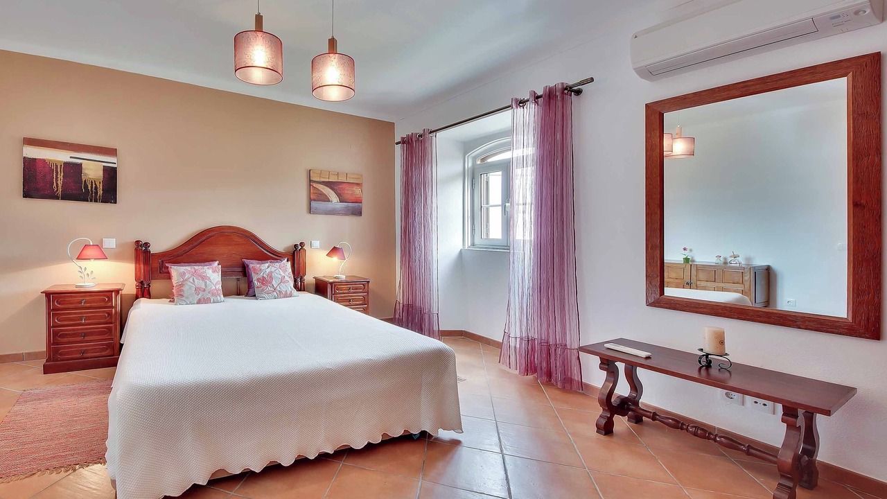 Photo of Bedroom in Patroves