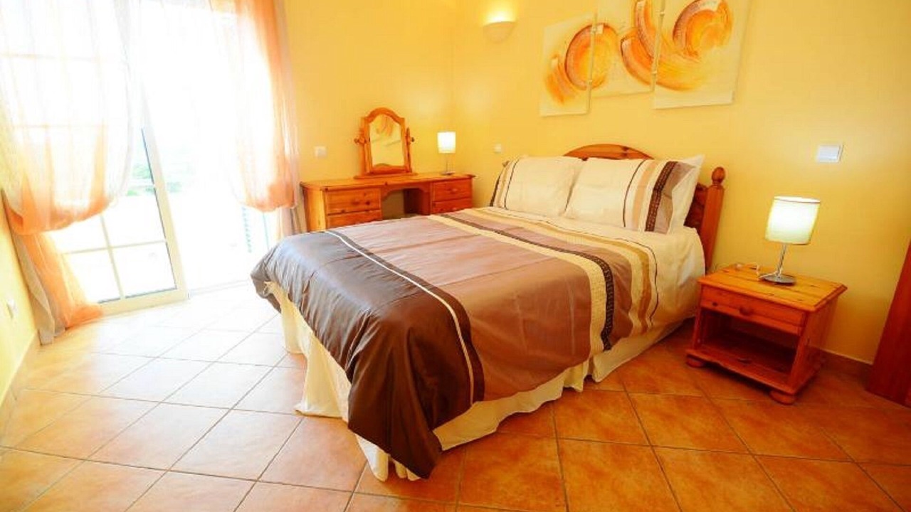 Photo of Bedroom in Vale de Parra