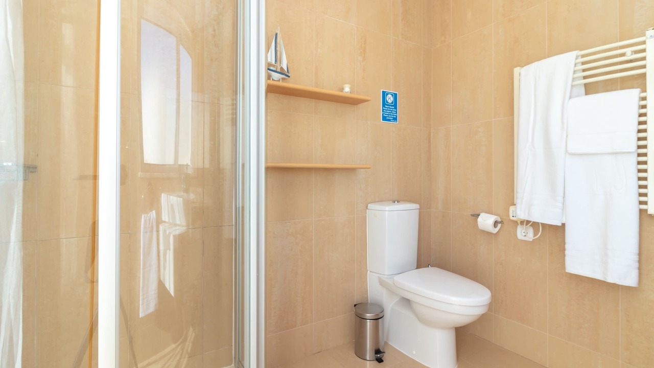 Photo of Bathroom in Ferragudo