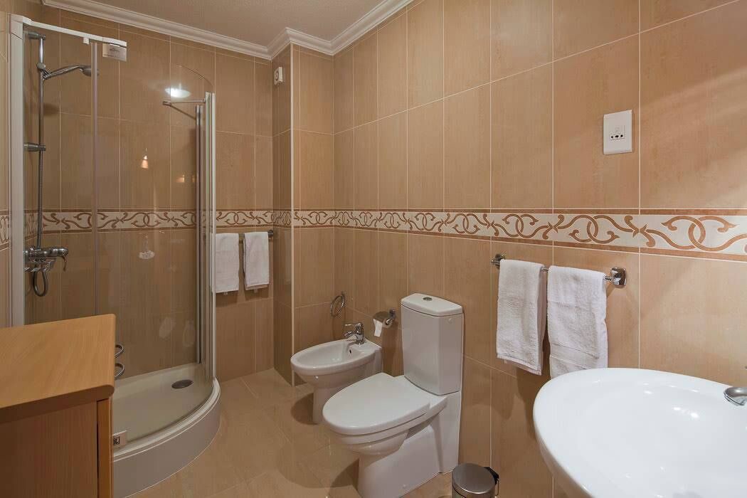Photo of Bathroom in Ferragudo