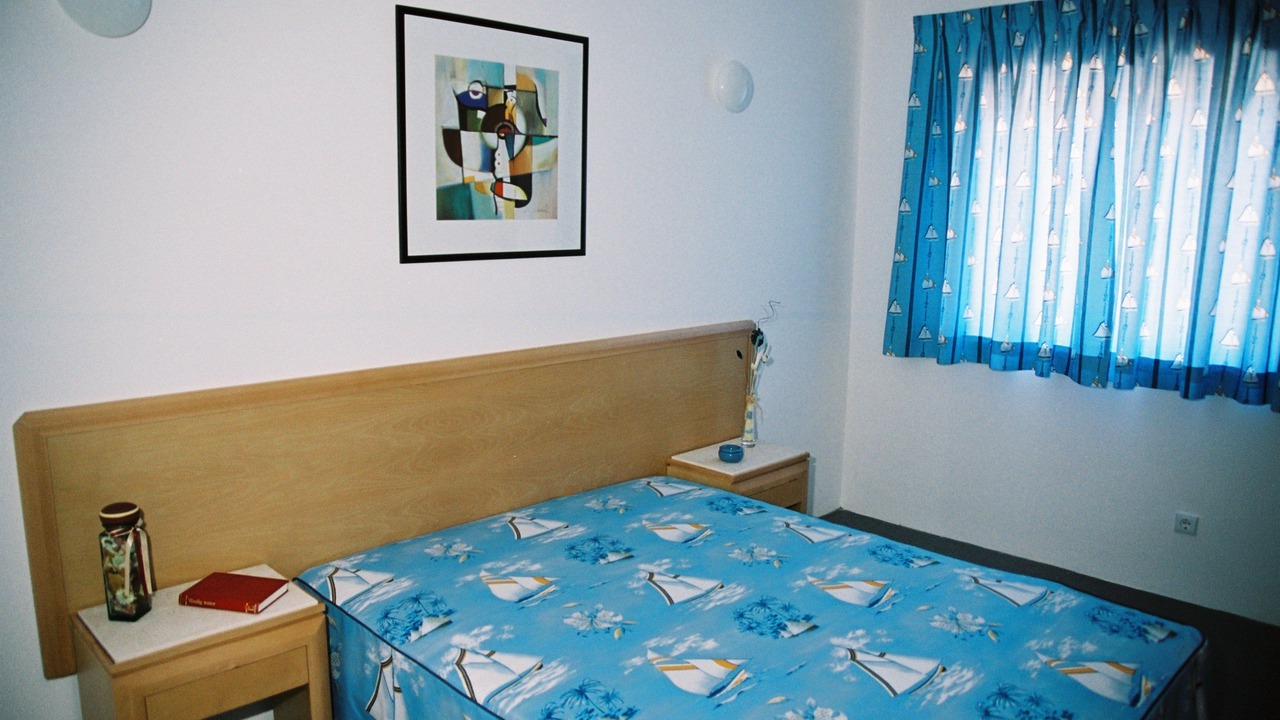 Photo of Bedroom in Alporchinhos