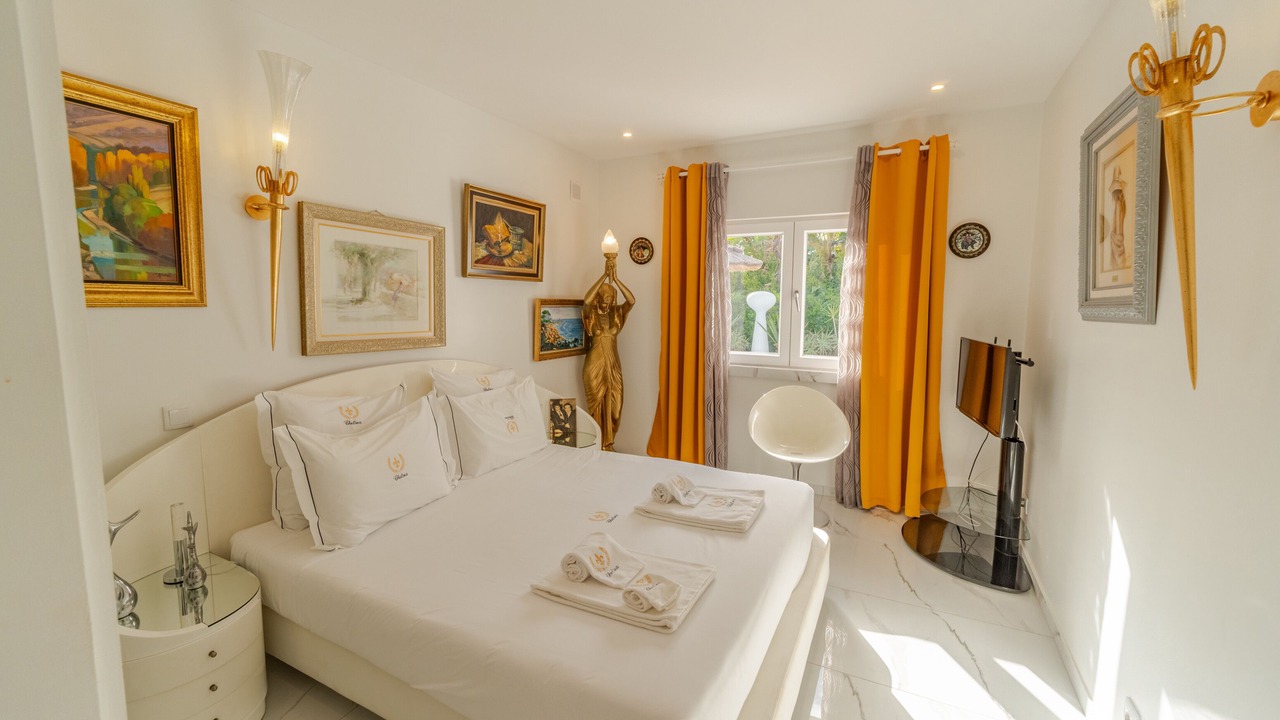 Photo of Bedroom in Quarteira