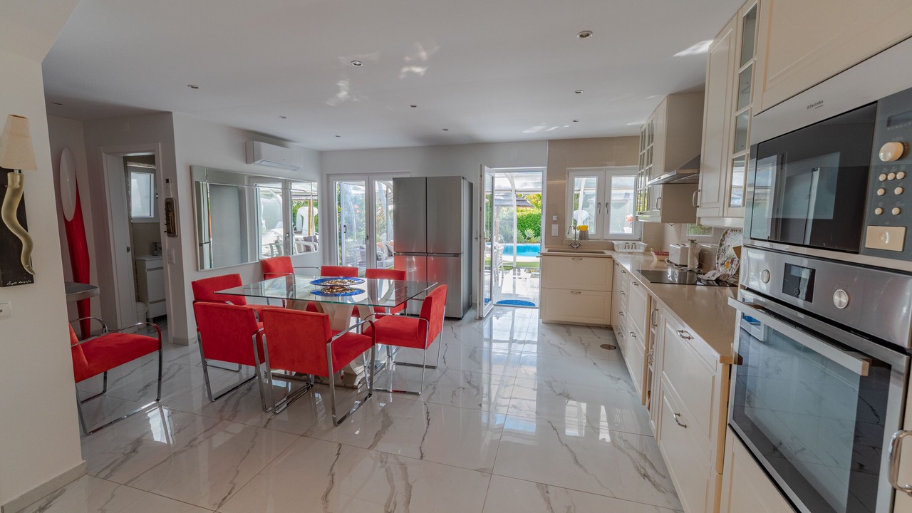 Photo of Kitchen in Quarteira