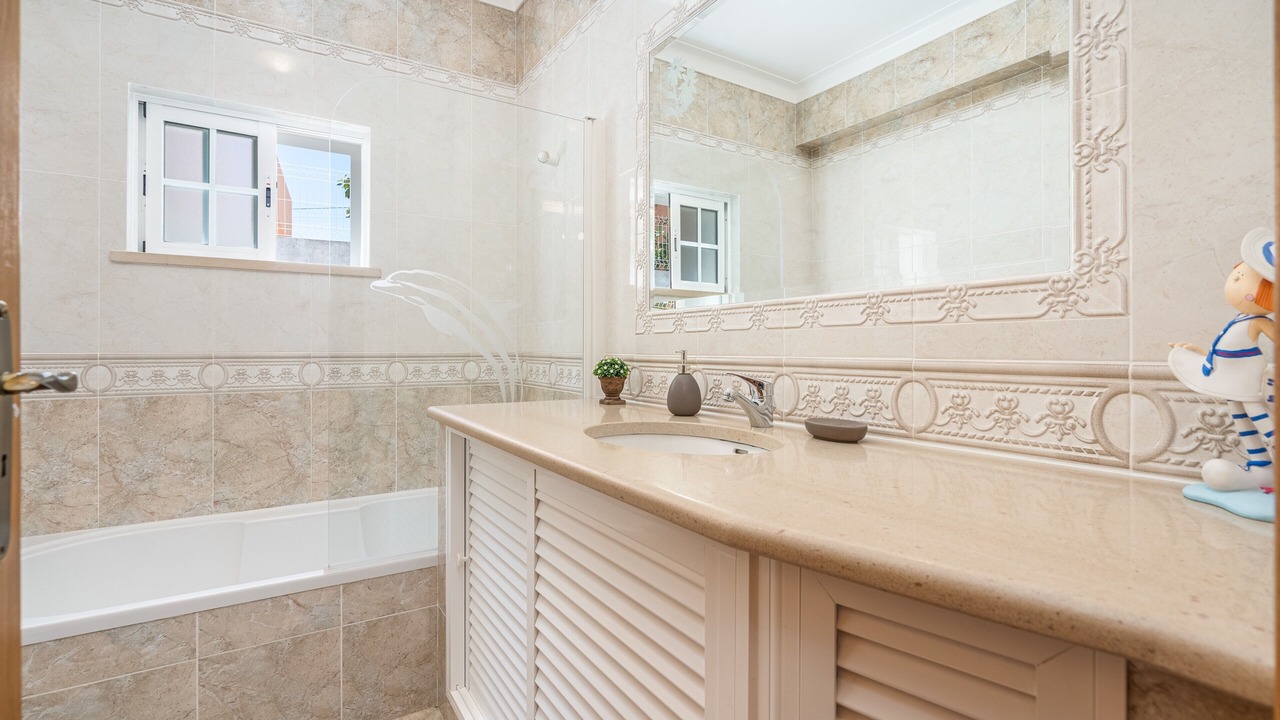 Photo of Bathroom in Alcalar