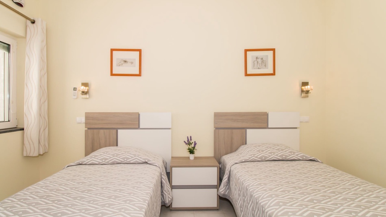 Photo of Bedroom in Vale de Parra