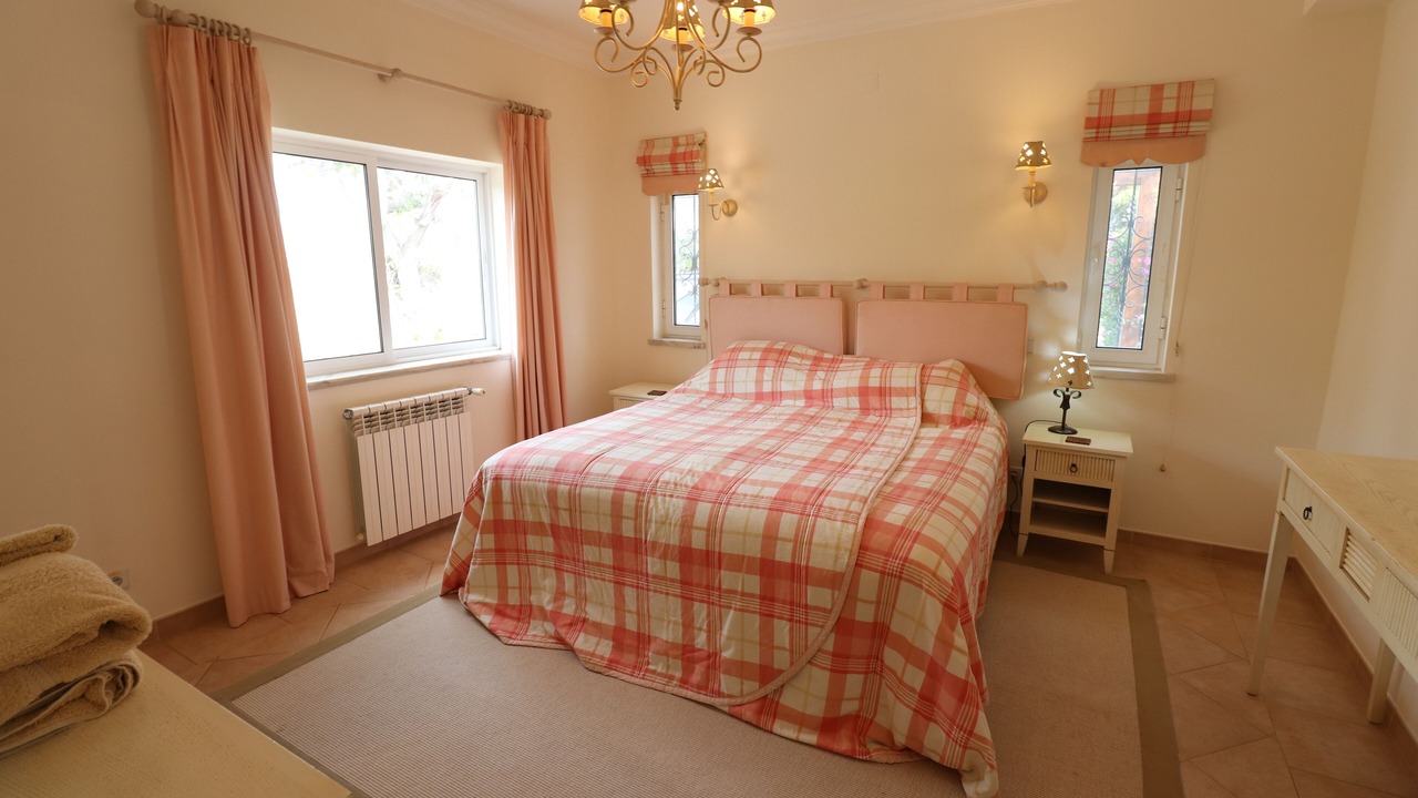 Photo of Bedroom in Almancil