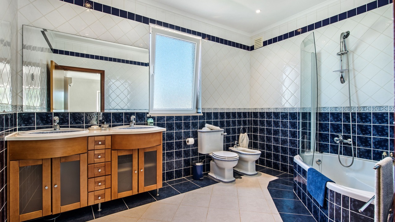 Photo of Bathroom in Olhao