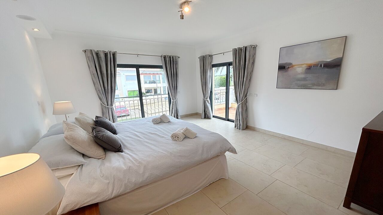 Photo of Bedroom in Porto de Mos