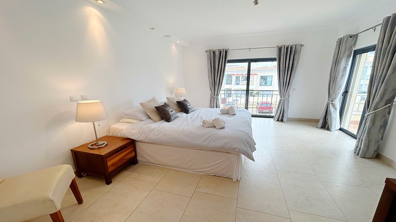 Photo of Bedroom in Porto de Mos