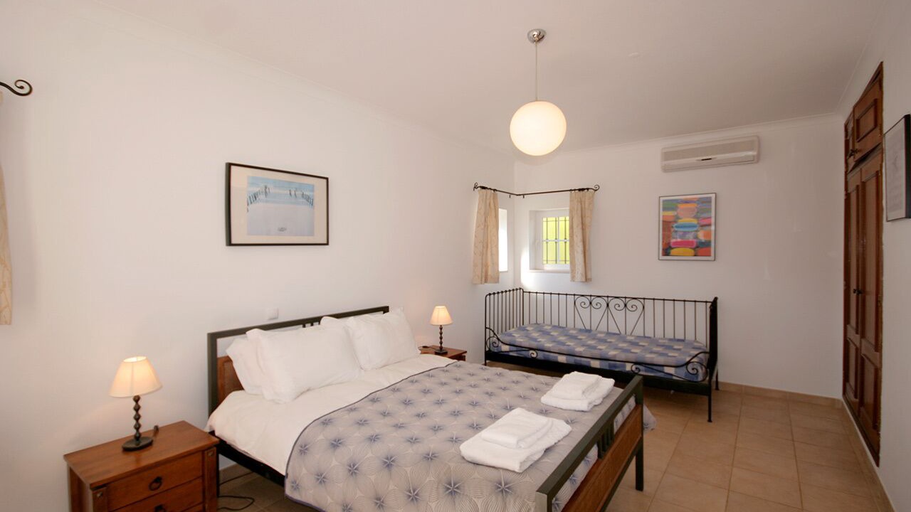 Photo of Bedroom in Albardeira