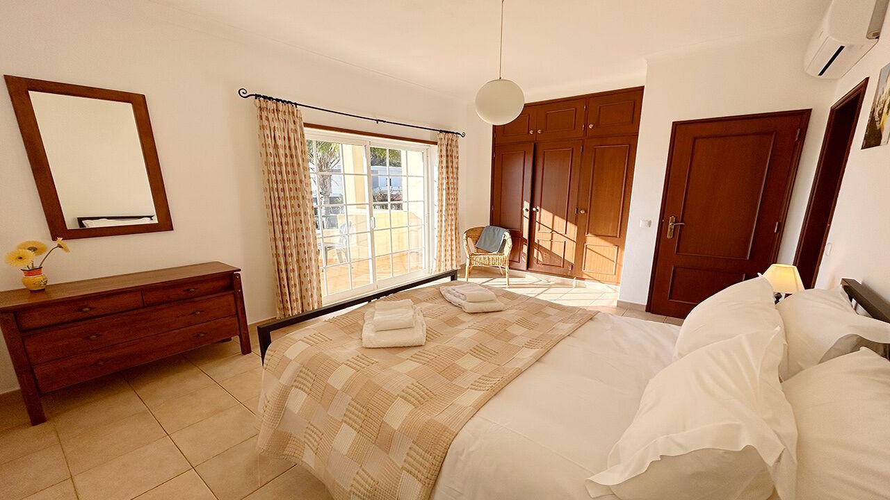 Photo of Bedroom in Albardeira